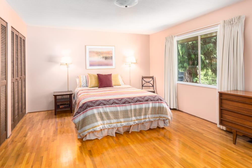 915 Clements Avenue - Photo 2