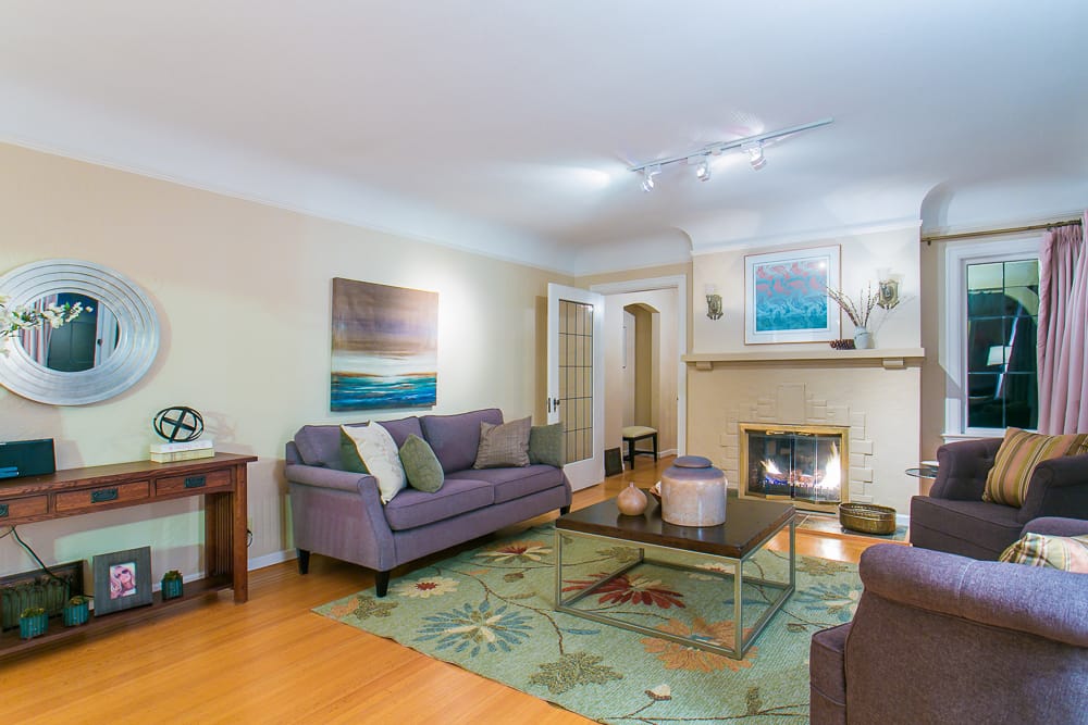 3895 Marine Drive - Photo 2