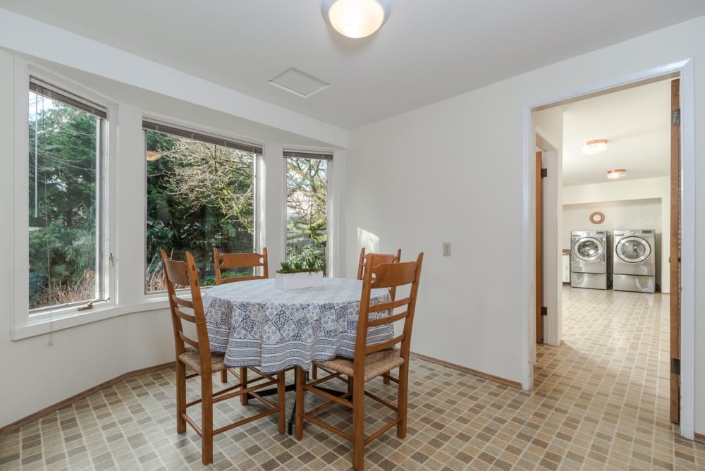 825 Margaree Place - Photo 5