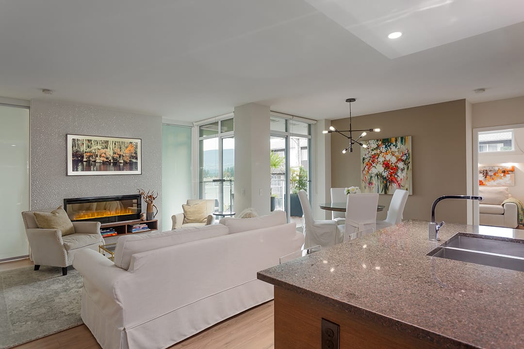 405 210 W 13th Street - Photo 3