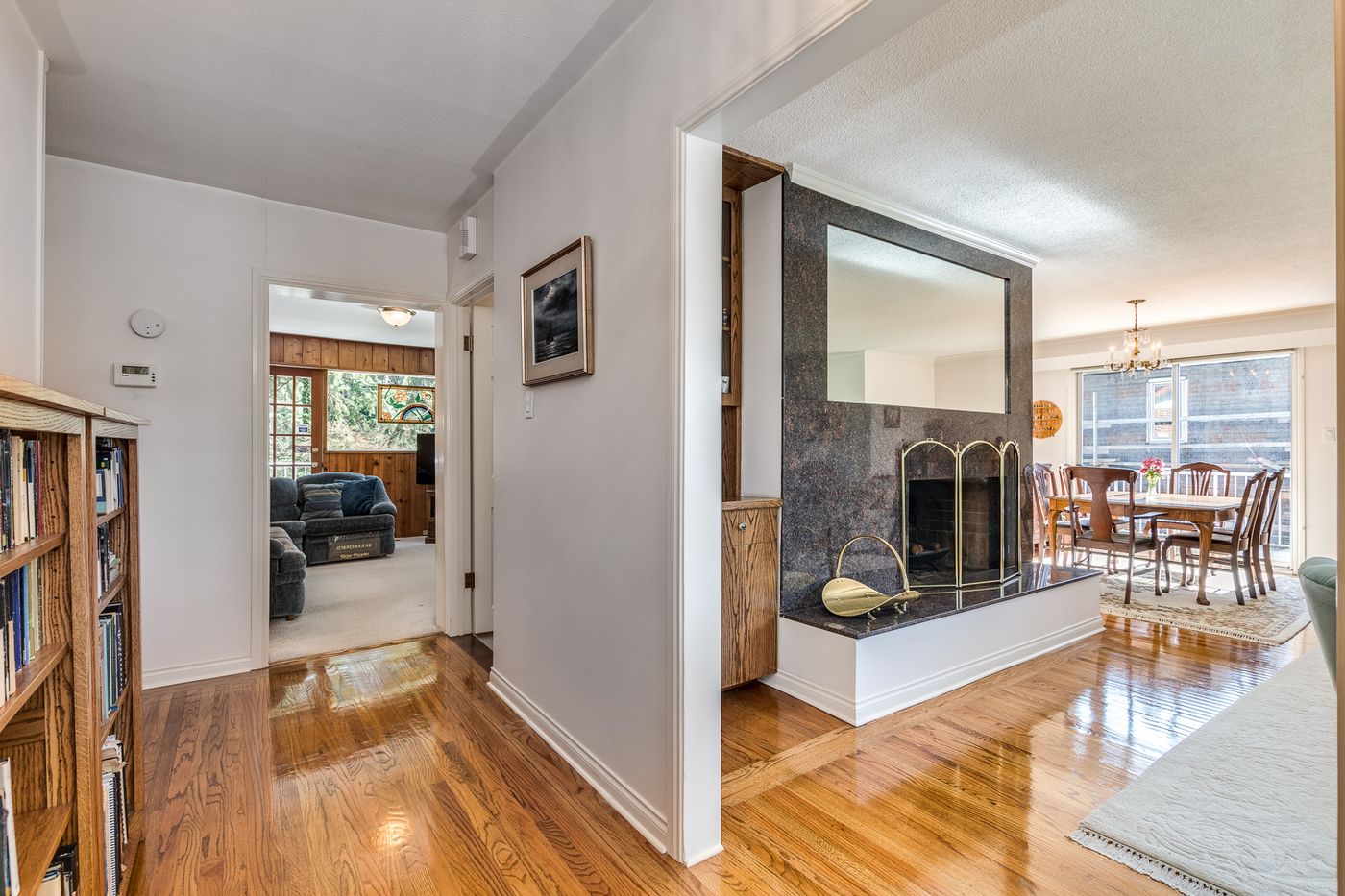 4425 Stone Crescent - Photo 1