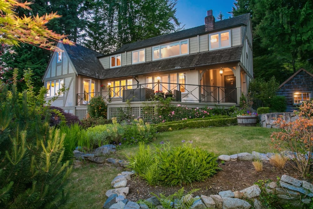 3895 Marine Drive