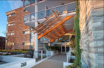 405 210 13th Street - Photo 4