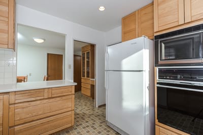 825 Margaree Place - Photo 4