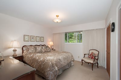 842 East 17th Street - Photo 8