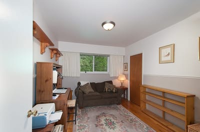 842 East 17th Street - Photo 11