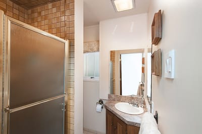 842 East 17th Street - Photo 16