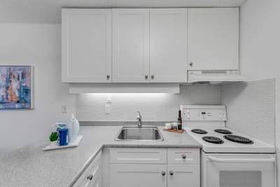 #604 650 16th Street - Photo 4