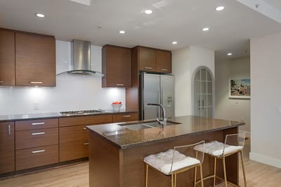 405 210 W 13th Street - Photo 2