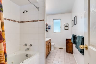 4425 Stone Crescent - Photo 15