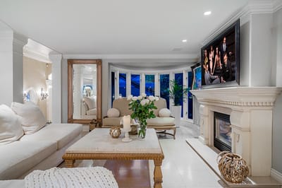 4386 Ross Crescent - Photo 7