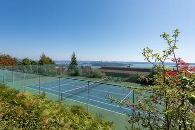 23 2238 Folkestone Way - Photo 34