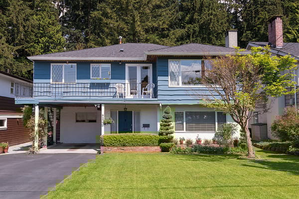 842 East 17th Street