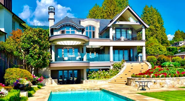 2816 Bellevue Avenue