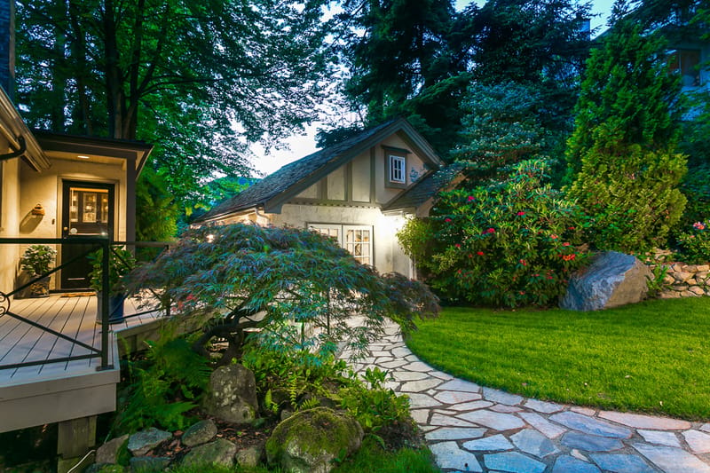 3895 Marine Drive - Photo 12