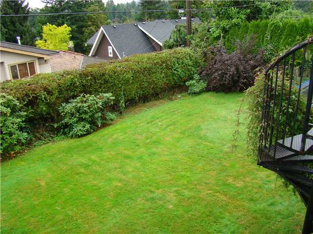 4127 Canterbury Crescent - Photo 4