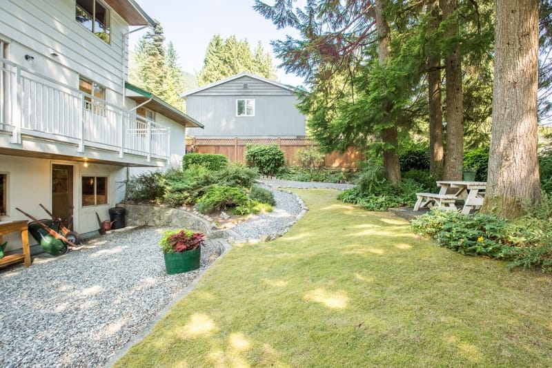 915 Clements Avenue - Photo 8