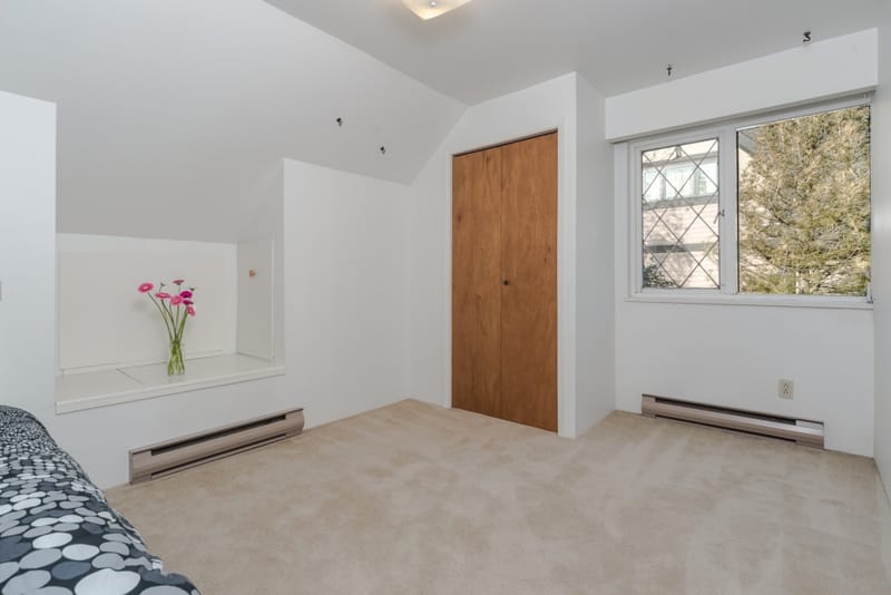 825 Margaree Place - Photo 15
