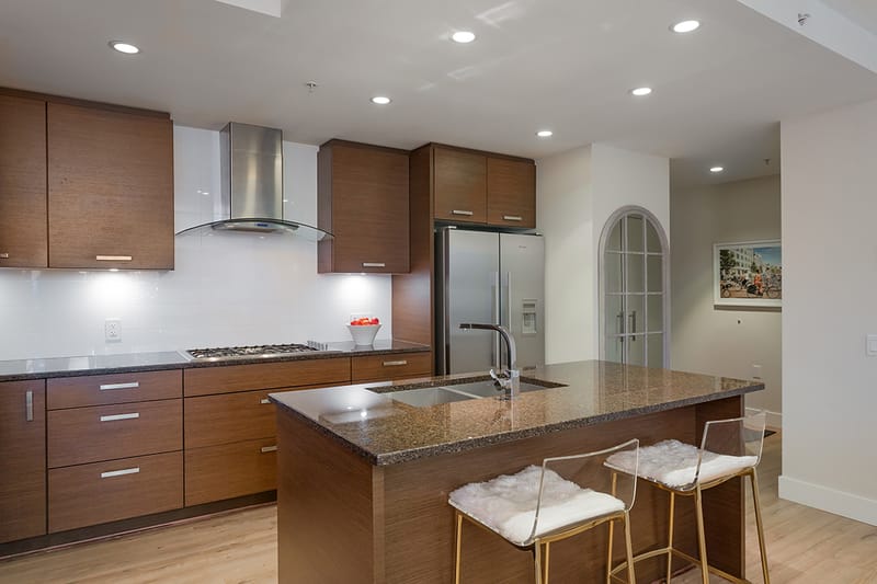 405 210 W 13th Street - Photo 2