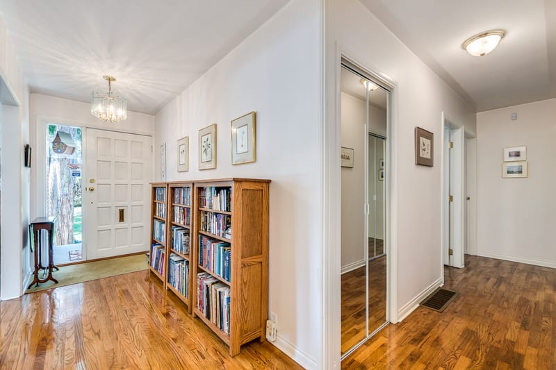 4425 Stone Crescent - Photo 14