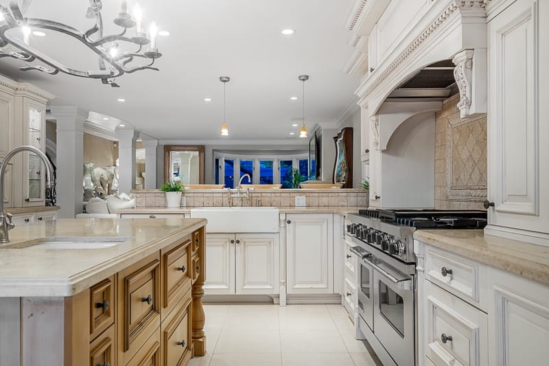 4386 Ross Crescent - Photo 12