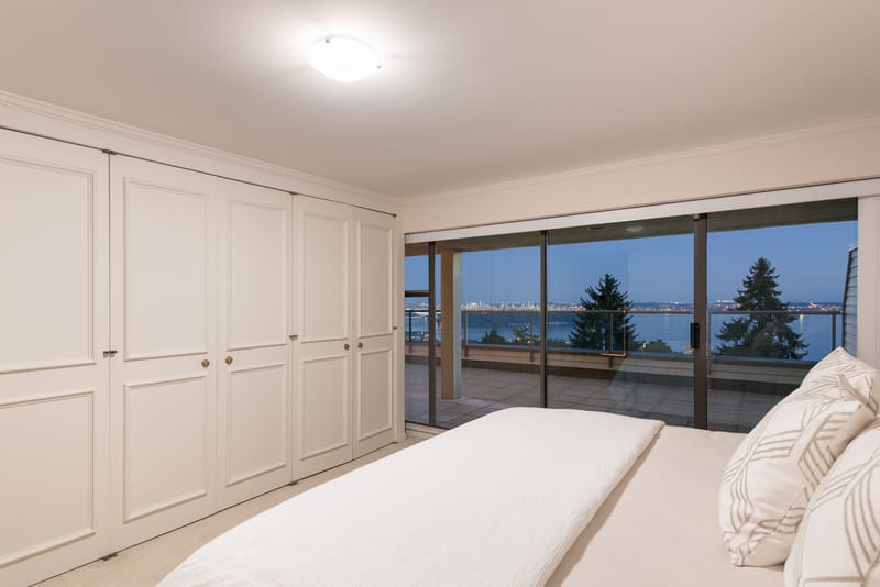 23 2238 Folkestone Way - Photo 18
